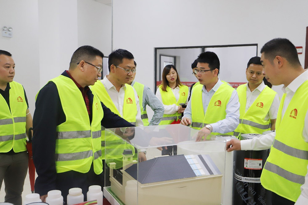 中国·18luck新利集团(股份)有限公司-官方网站