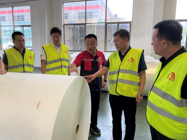 中国·18luck新利集团(股份)有限公司-官方网站