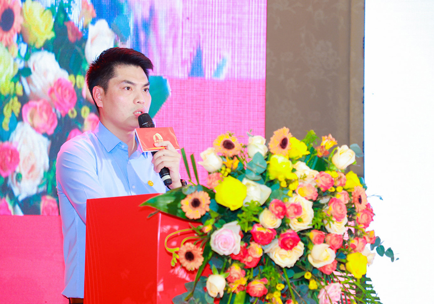 中国·18luck新利集团(股份)有限公司-官方网站